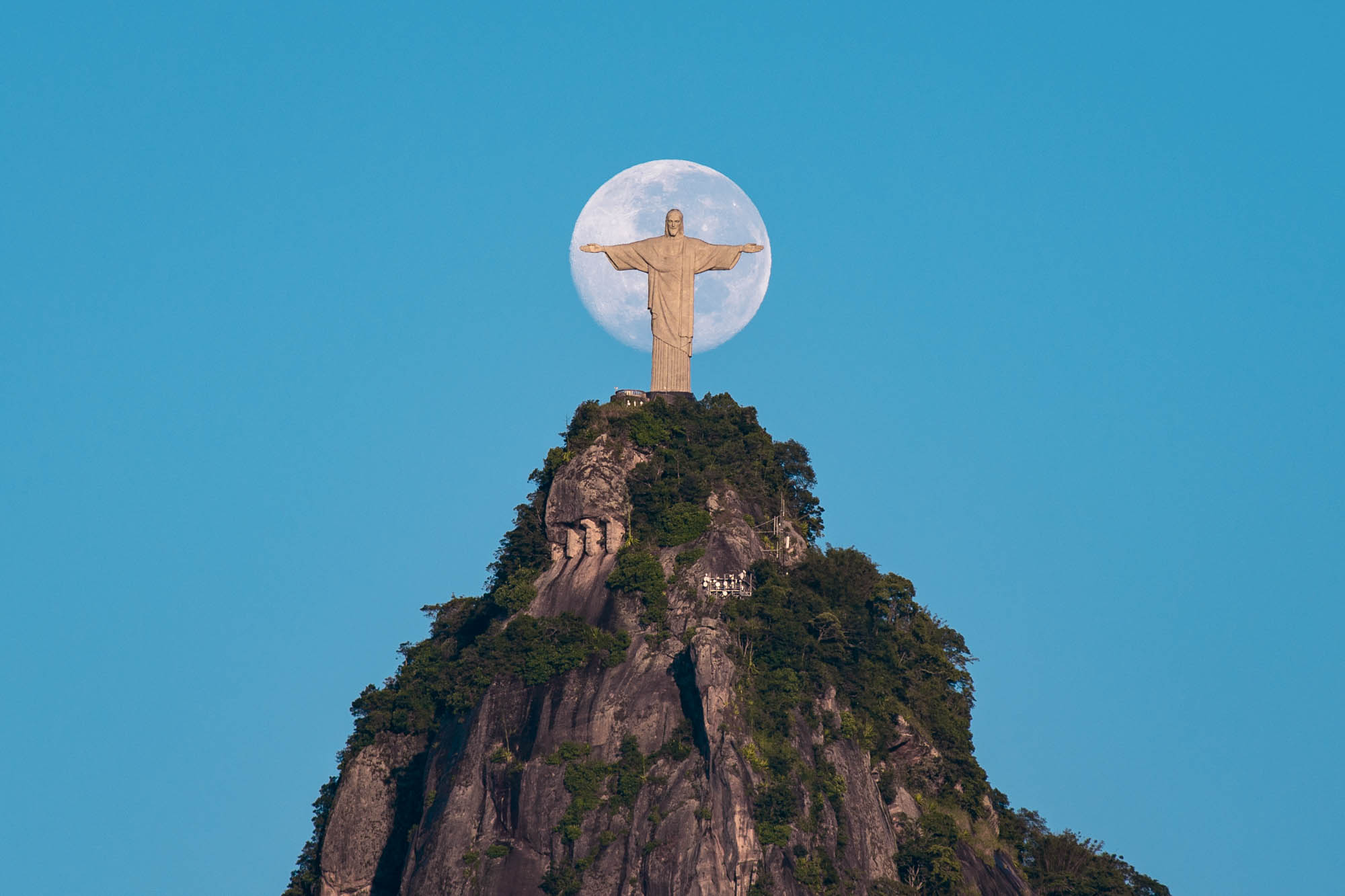 christ-the-redeemer